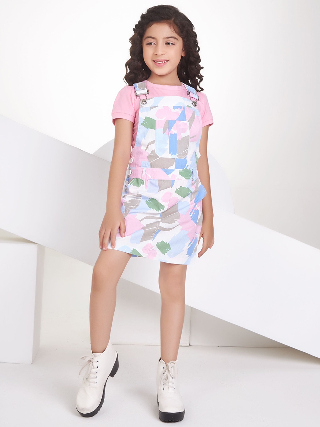 

Peppermint Printed T-Shirt With Dungarees, Pink
