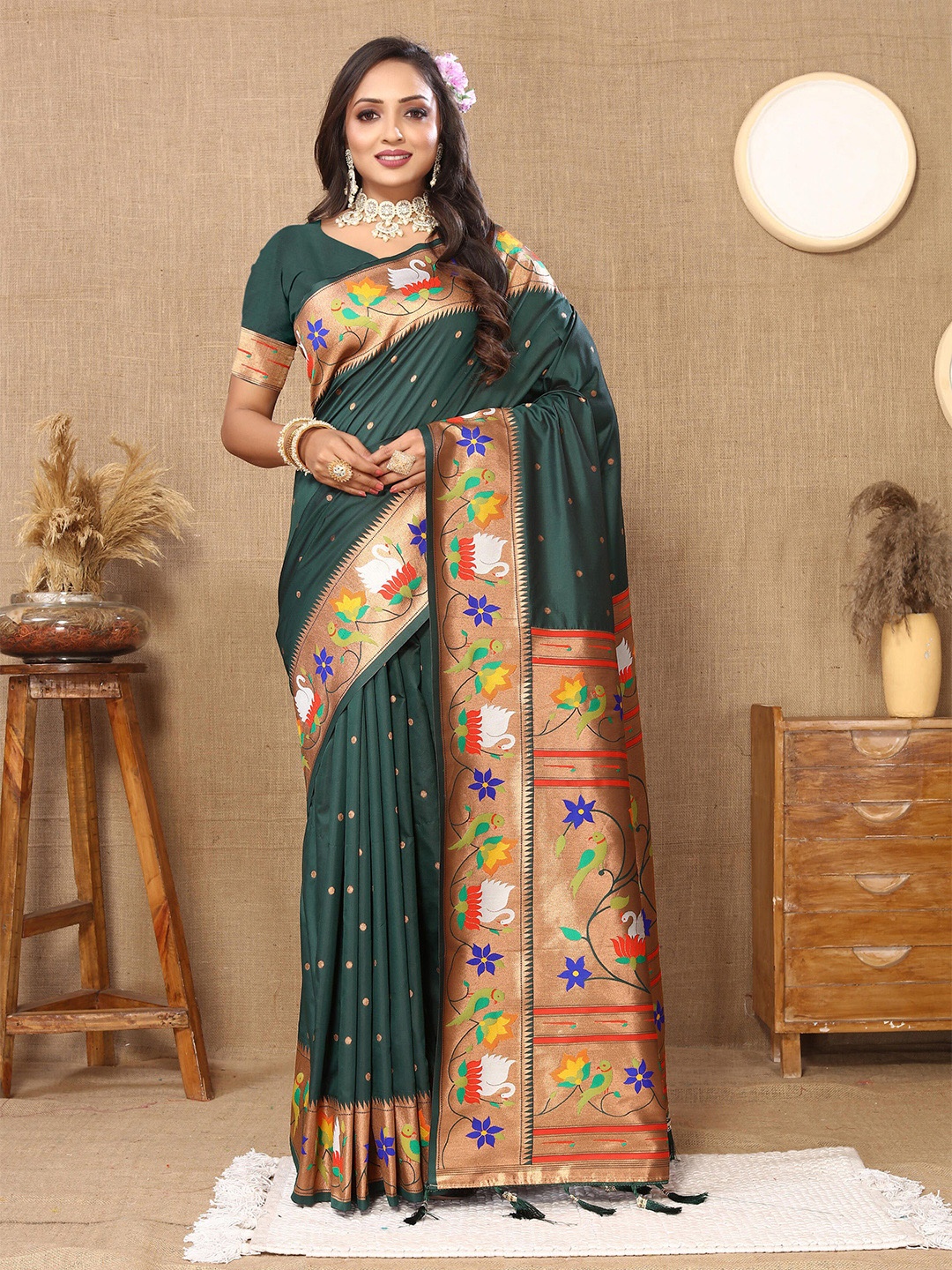 

VEECHIS Woven Design Zari Pure Silk Paithani Saree, Olive
