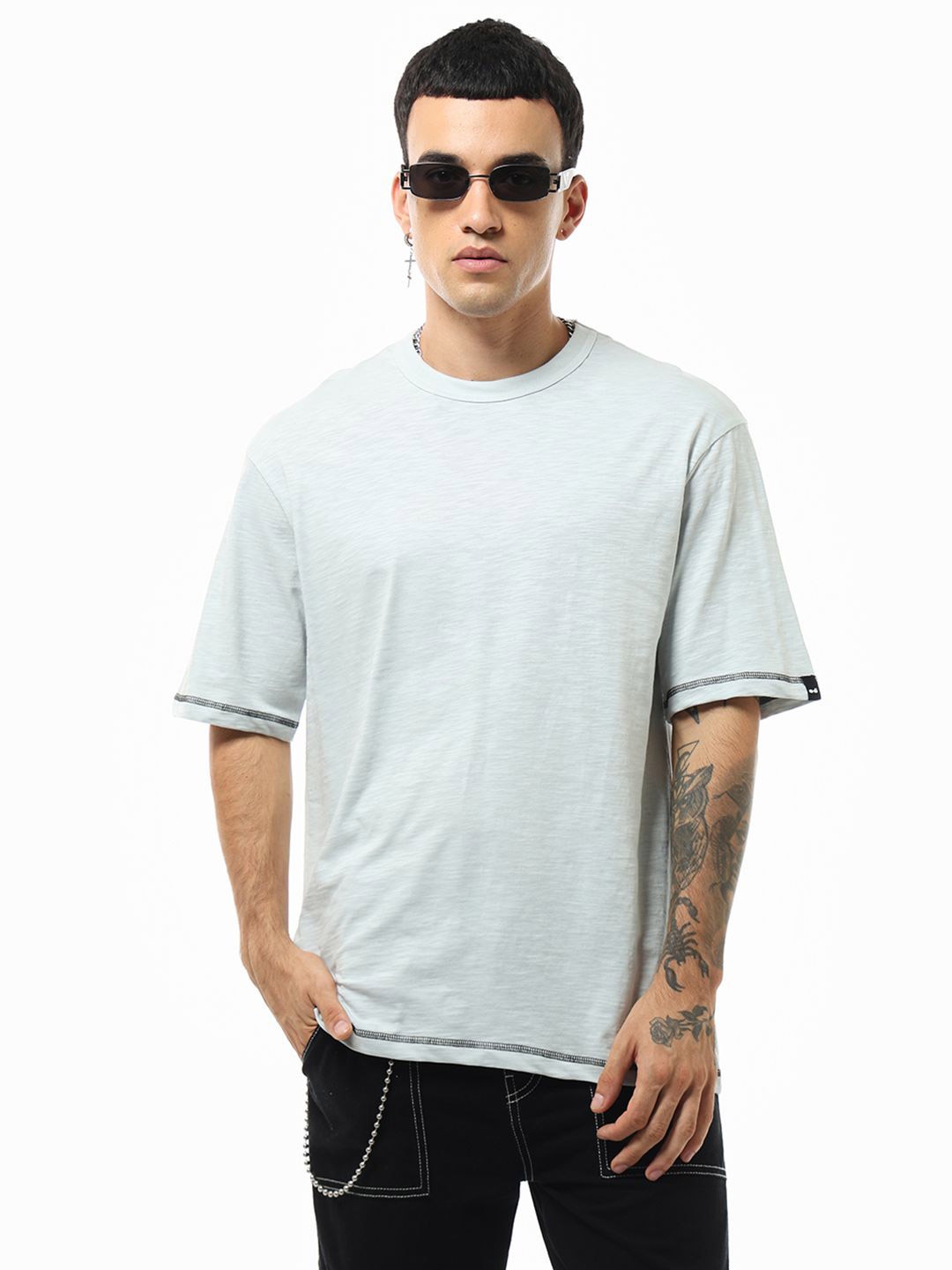 

Bewakoof Air 1.0 Men Glacier Grey Oversized T-shirt