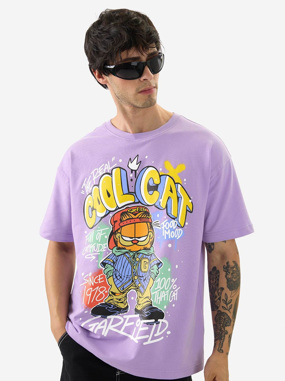 

The Souled Store Men Garfield Printed Oversized Pure Cotton T-shirt, Purple