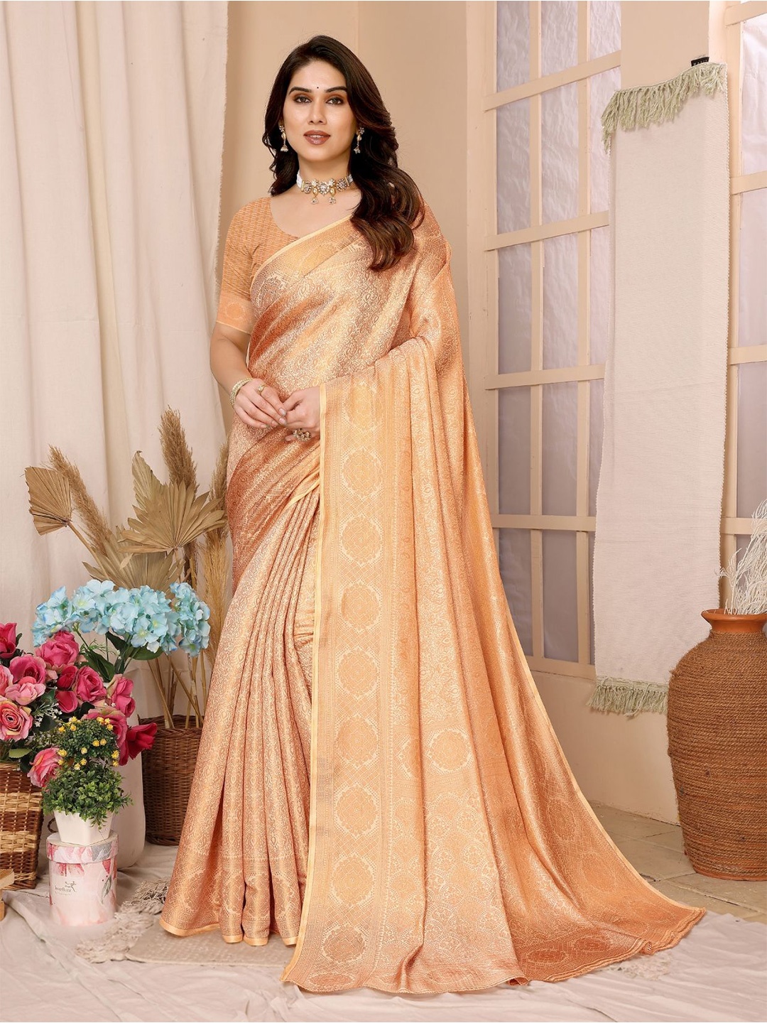 

VAIRAGEE Woven Design Zari Silk Blend Banarasi Saree, Mustard