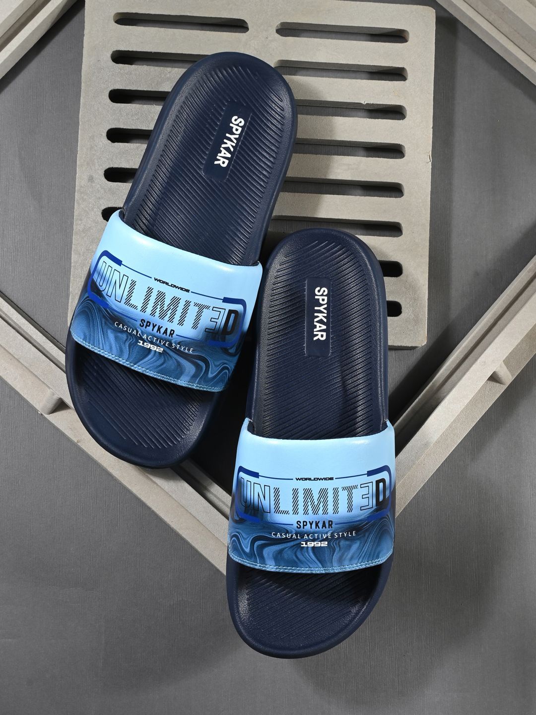 

SPYKAR Men Printed Sliders, Blue