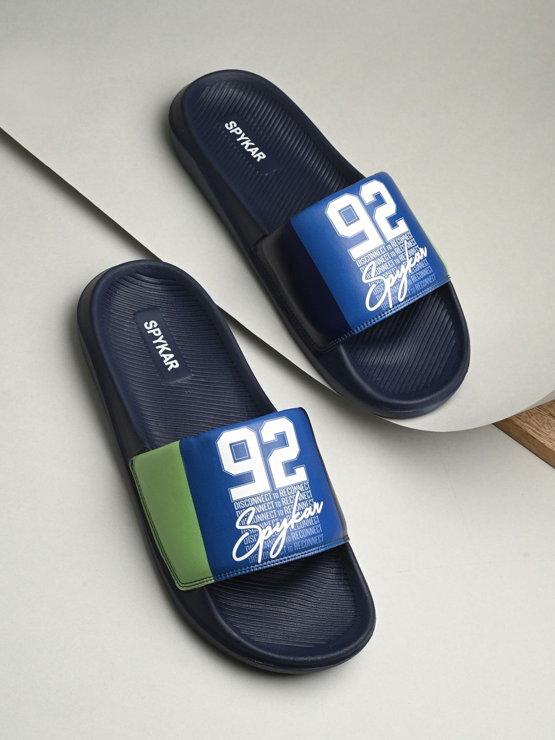 

SPYKAR Men Printed Sliders, Green