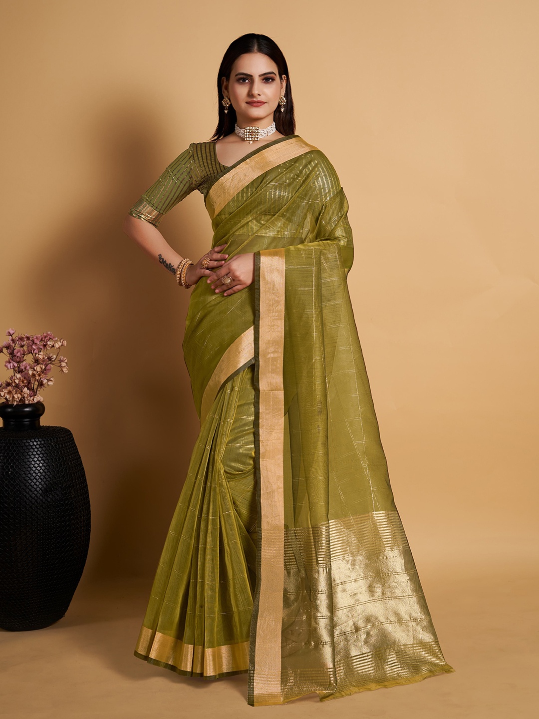 

bansari textiles Checked Zari Banarasi Saree, Lime green