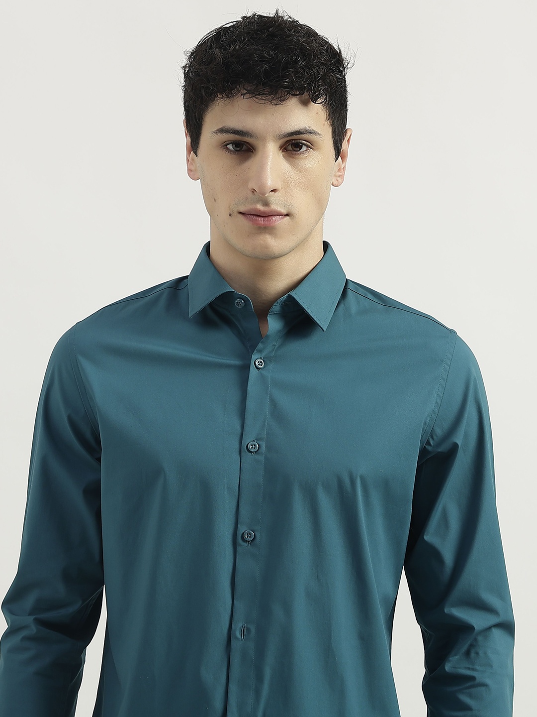 

United Colors of Benetton Men Slim Fit Opaque Formal Shirt, Teal