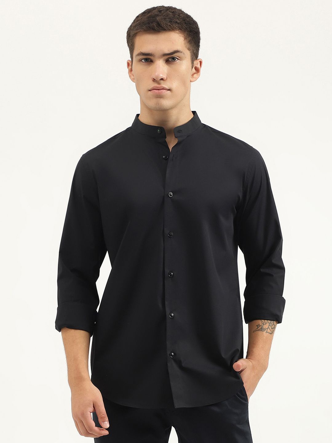 

United Colors of Benetton Men Slim Fit Opaque Casual Shirt, Black