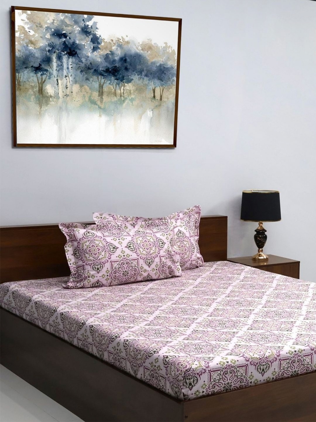 

BOMBAY DYEING Pink Ethnic Motifs Printed Cotton 144 TC King Bedsheet with 2 Pillow Covers