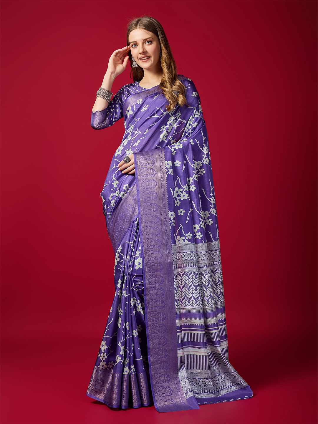 

Fashion FRICKS Floral Digital Printed Saree, Purple