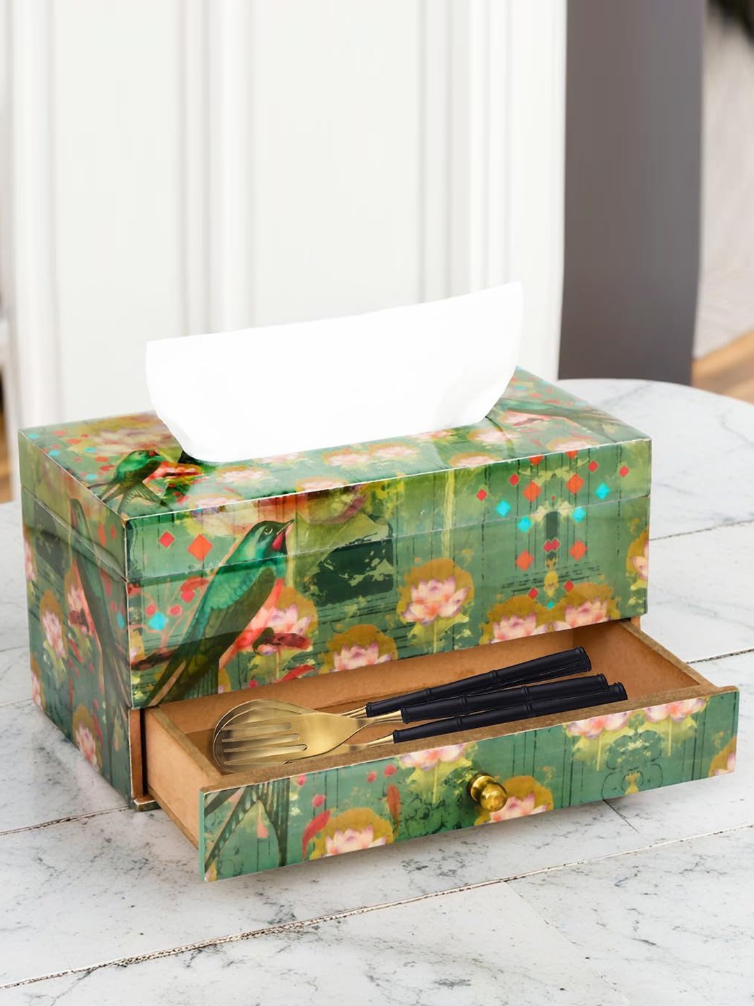 

THE HOME CO. Green & Beige Printed Tissue Holder