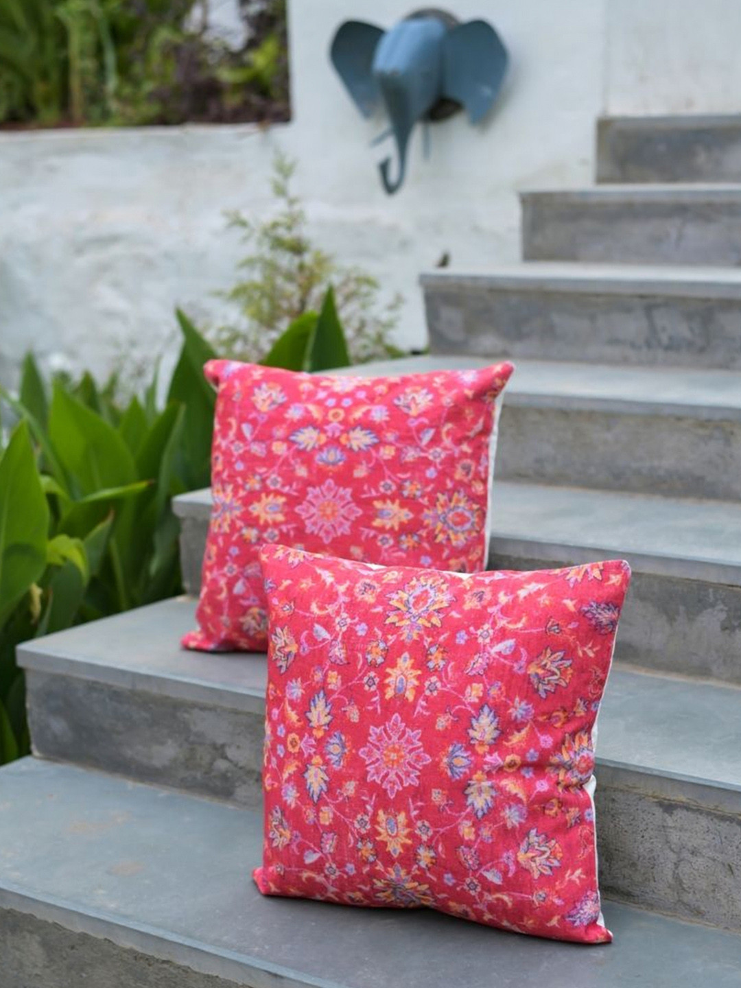 

ABSTRACT INDIA Pink & Blue Printed Cotton Square Cushion Cover