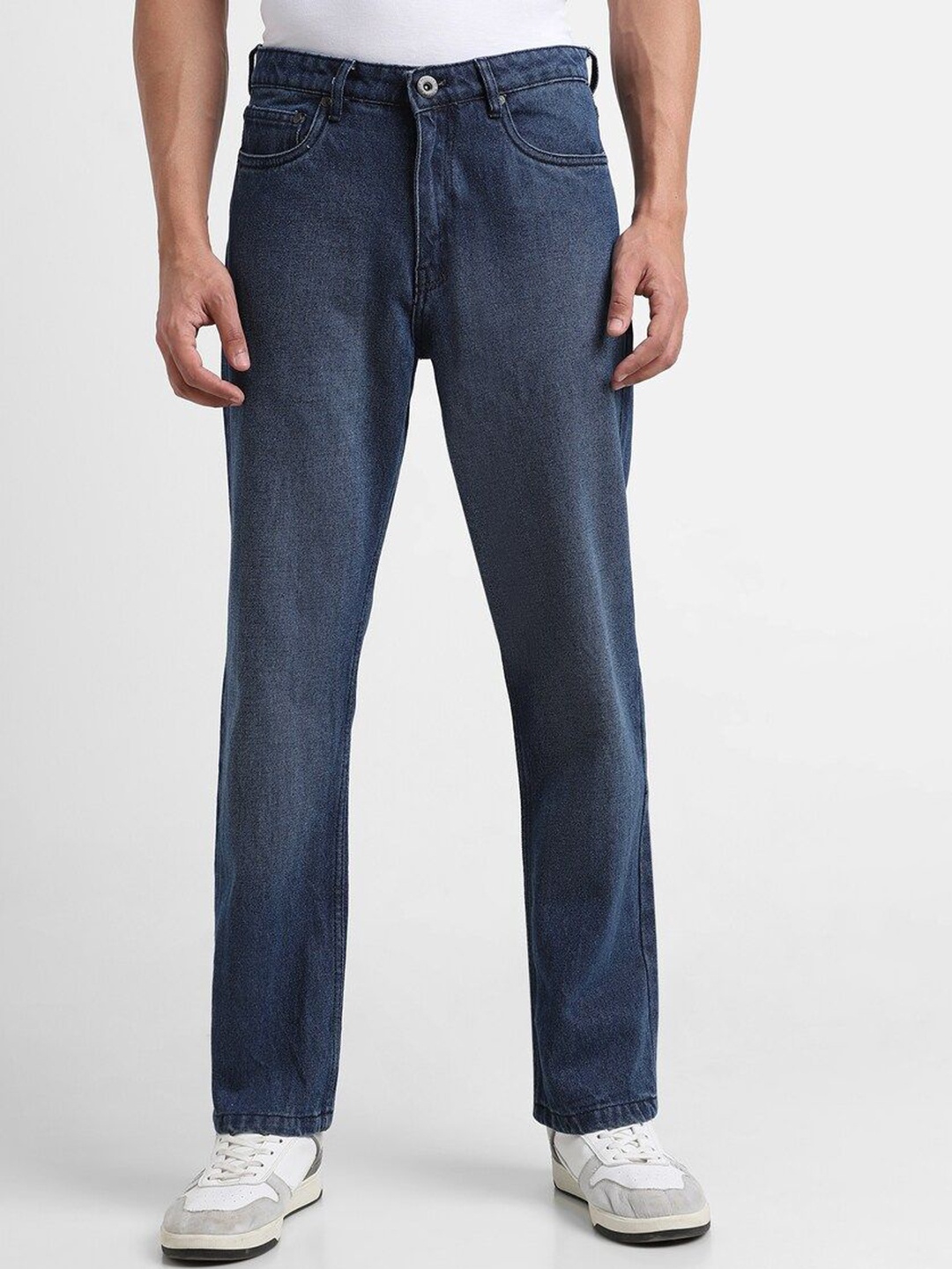 

FOREVER 21 Men Straight Fit Clean Look Pure Cotton Jeans, Navy blue