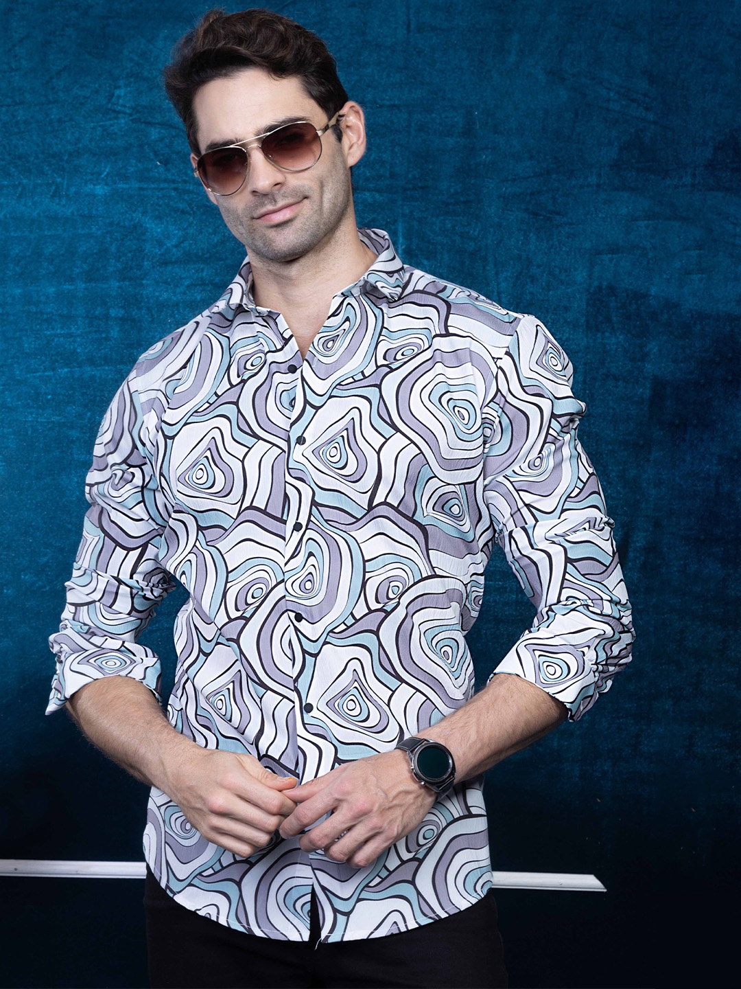 

ALMATY Men Comfort Slim Fit Opaque Printed Shirt, Grey