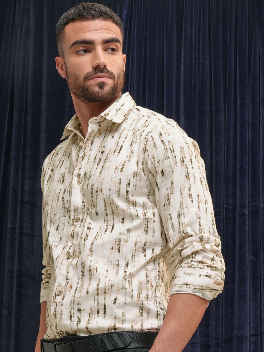 

LOCOMOTIVE Premium Slim Fit Abstract Printed Cotton Casual Shirt, Peach