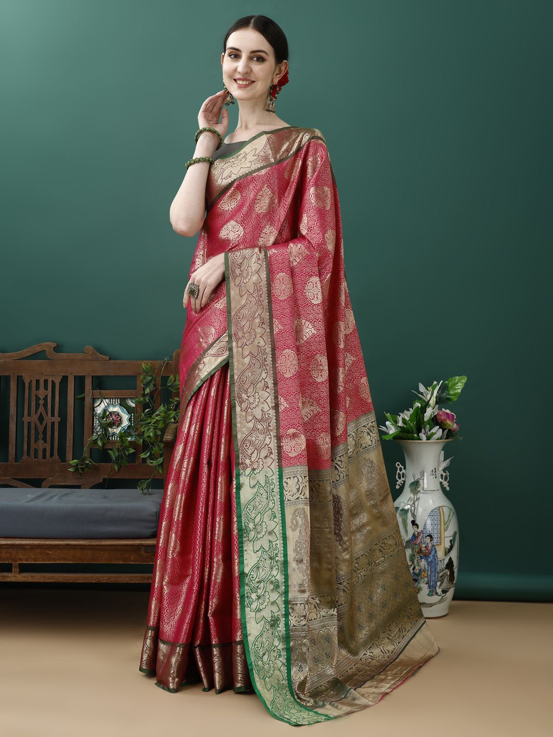 

JUST FASHION Woven Design Zari Kanjeevaram Saree, Pink