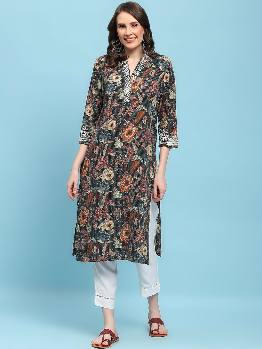 

House of Chikankari Floral Printed V-Neck Cotton Chikankari Straight Kurta, Green