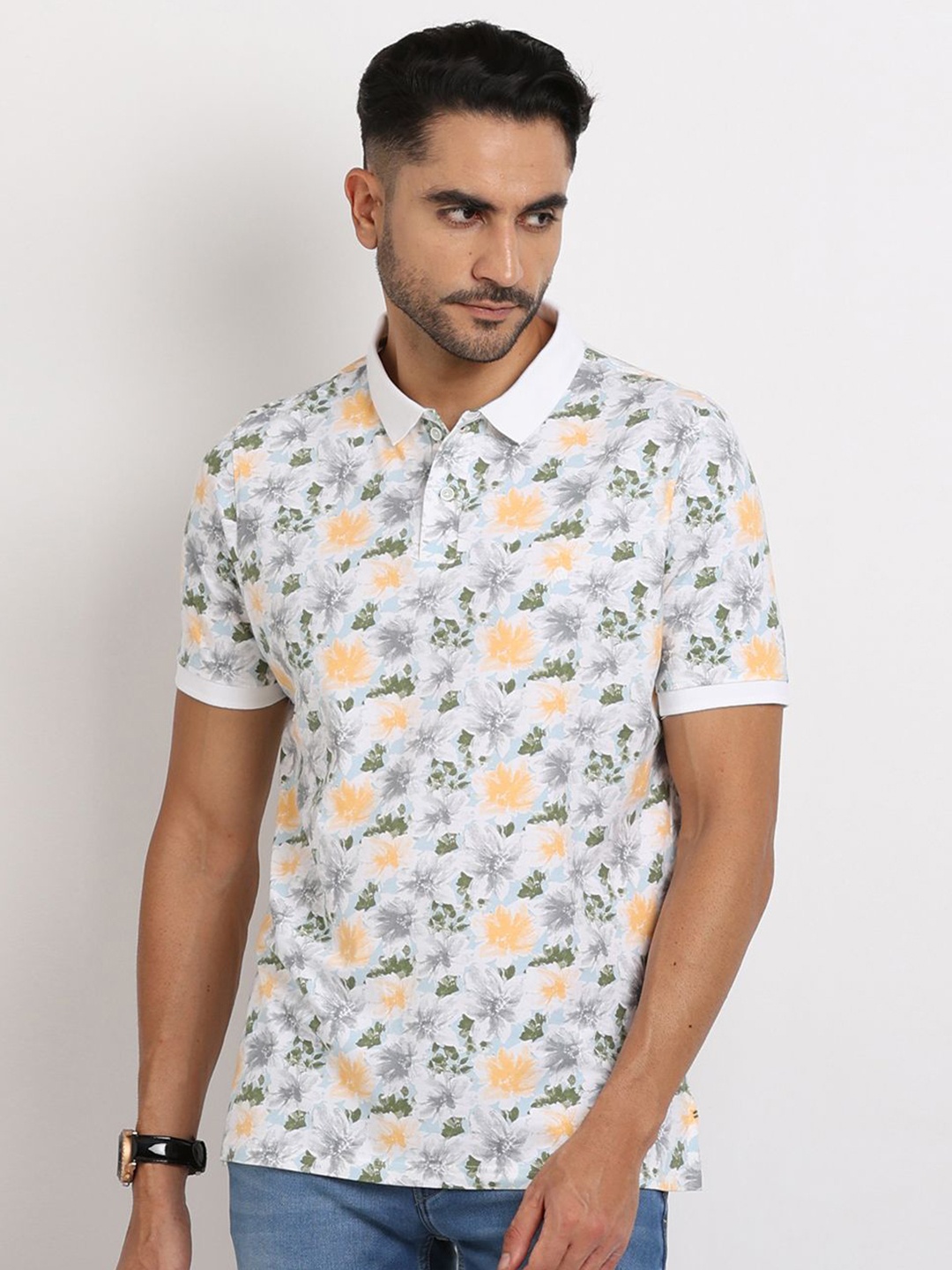 

Turtle Men Printed Polo Collar Pockets Slim Fit T-shirt, Grey