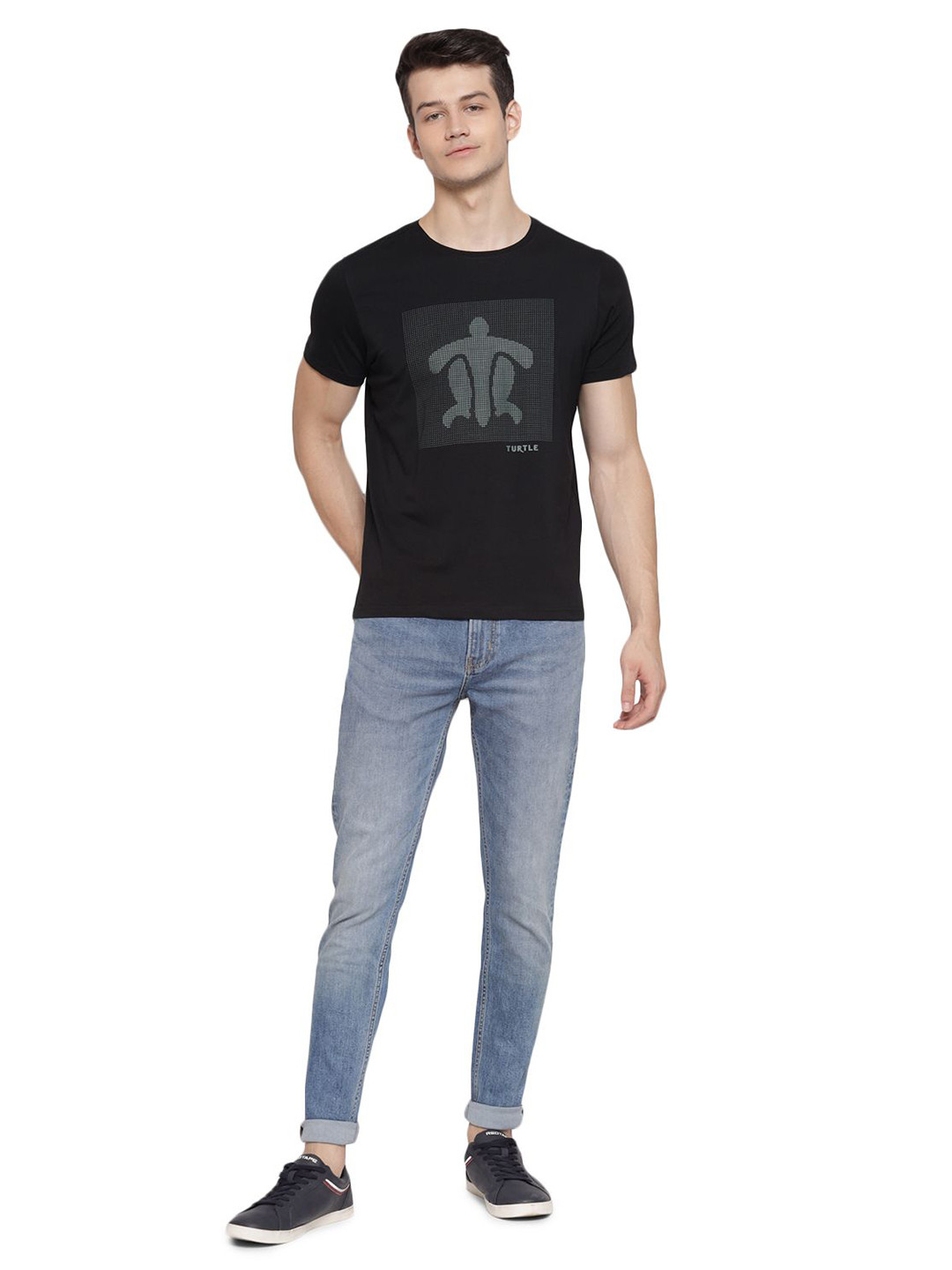 

Turtle Men Printed Extended Sleeves Pockets Slim Fit T-shirt, Black