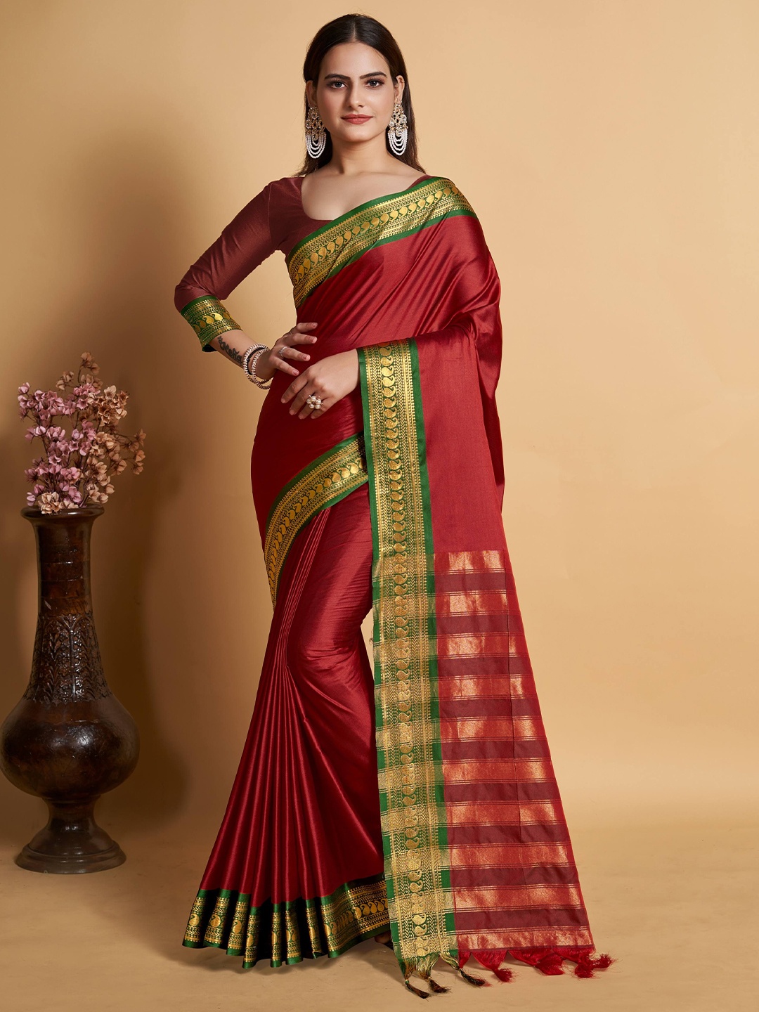 

bansari textiles Solid Zari Banarasi Saree, Maroon