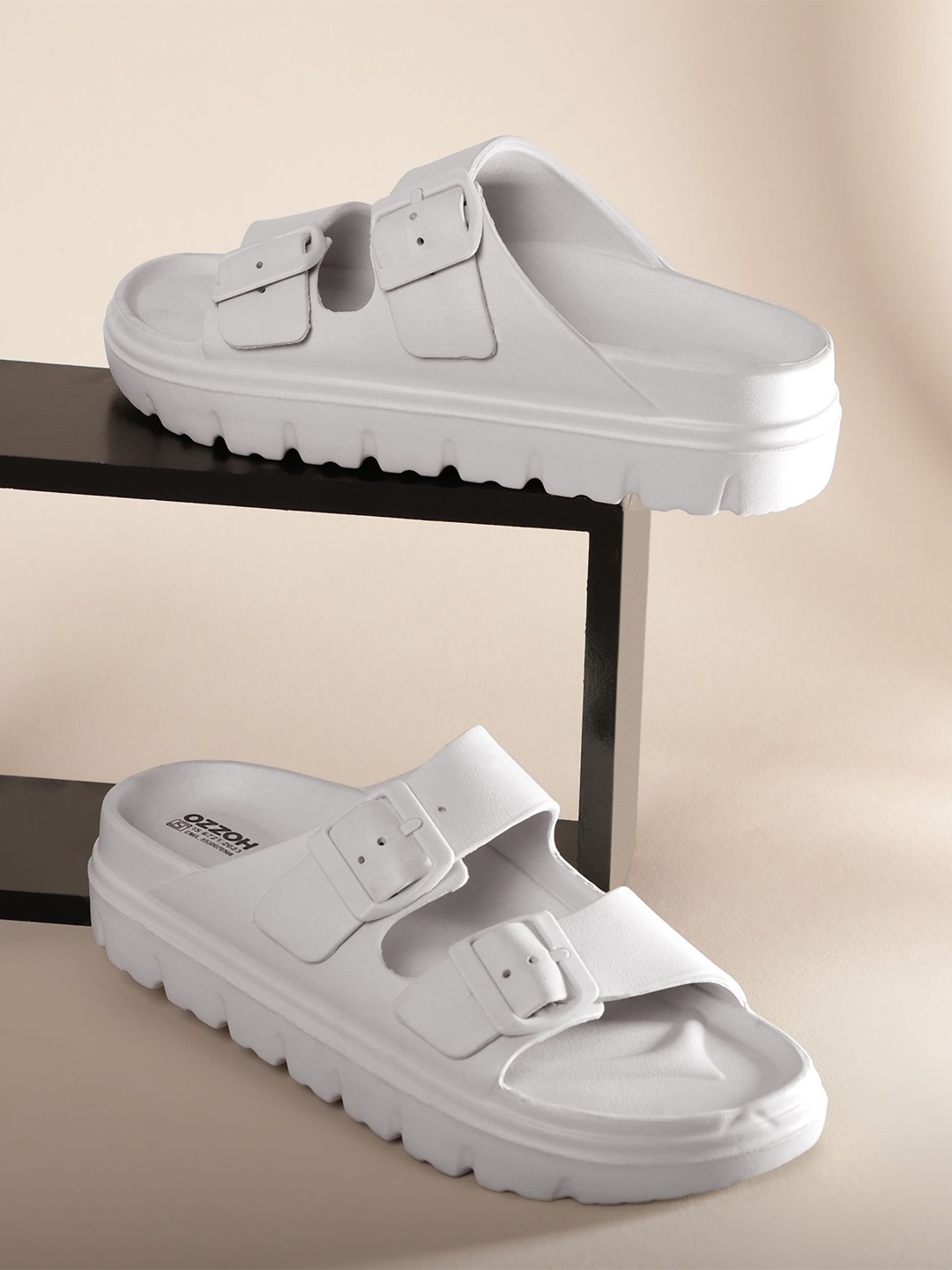

OZZOH Women Rubber Slip-On, White