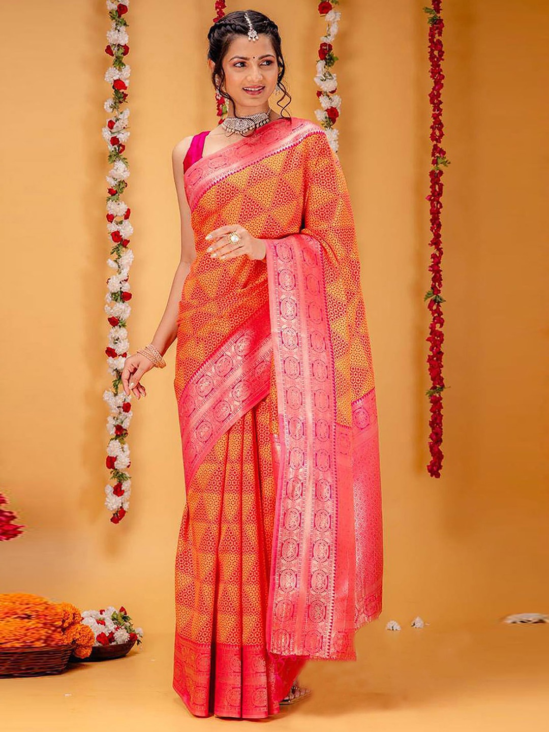 

KALINI Woven Design Zari Banarasi Saree, Pink