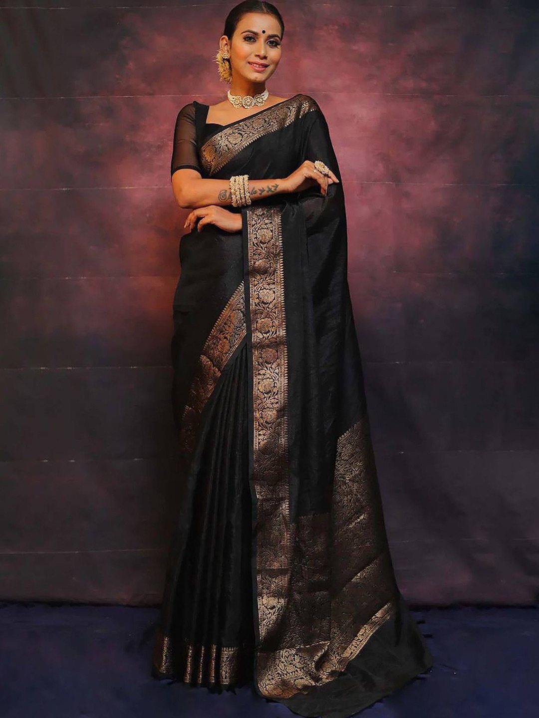 

KALINI Woven Design Zari Banarasi Saree, Black