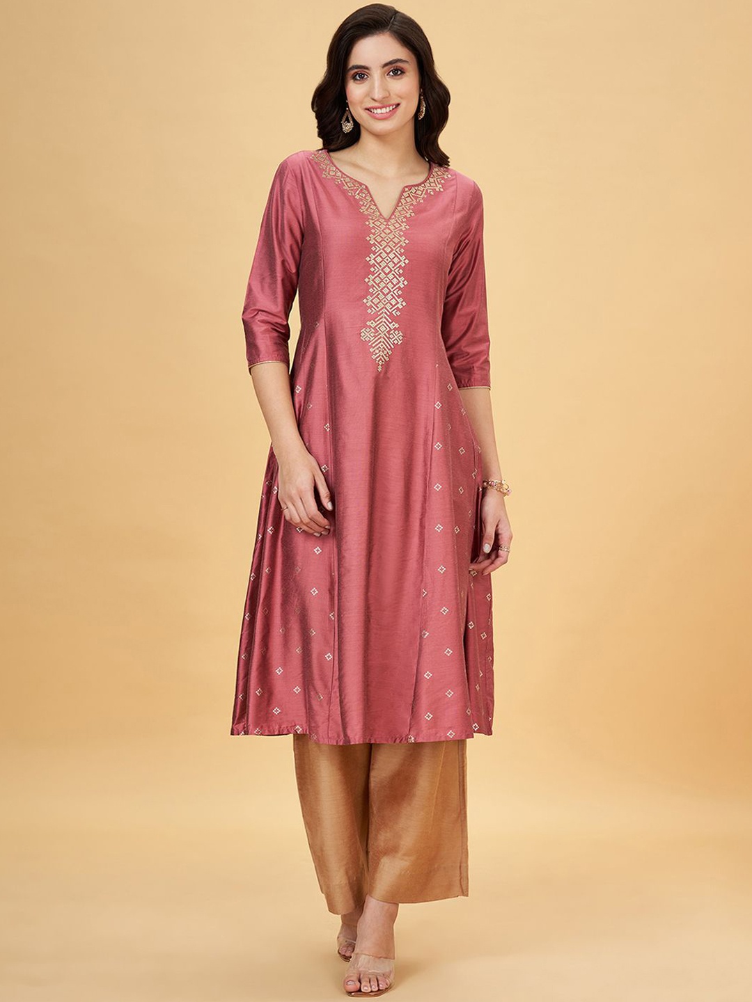 

RANGMANCH BY PANTALOONS Ethnic Motifs Embroidered Sequinned A-Line Kurta, Pink