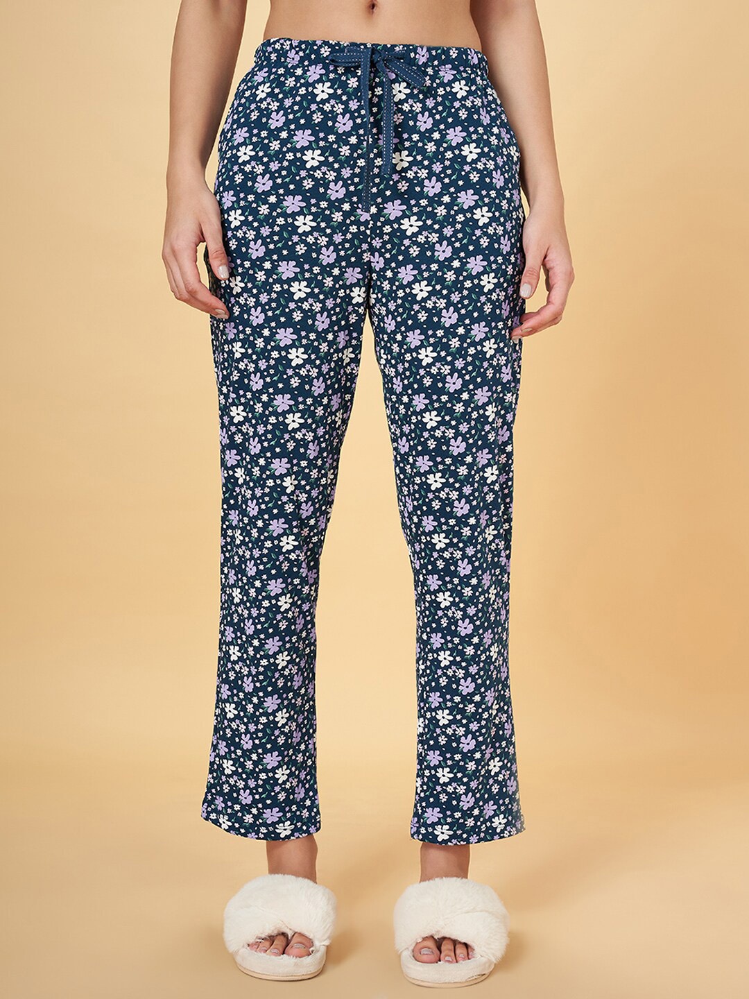 

Dreamz by Pantaloons Women Floral Printed Pure Cotton Straight Lounge Pants, Blue