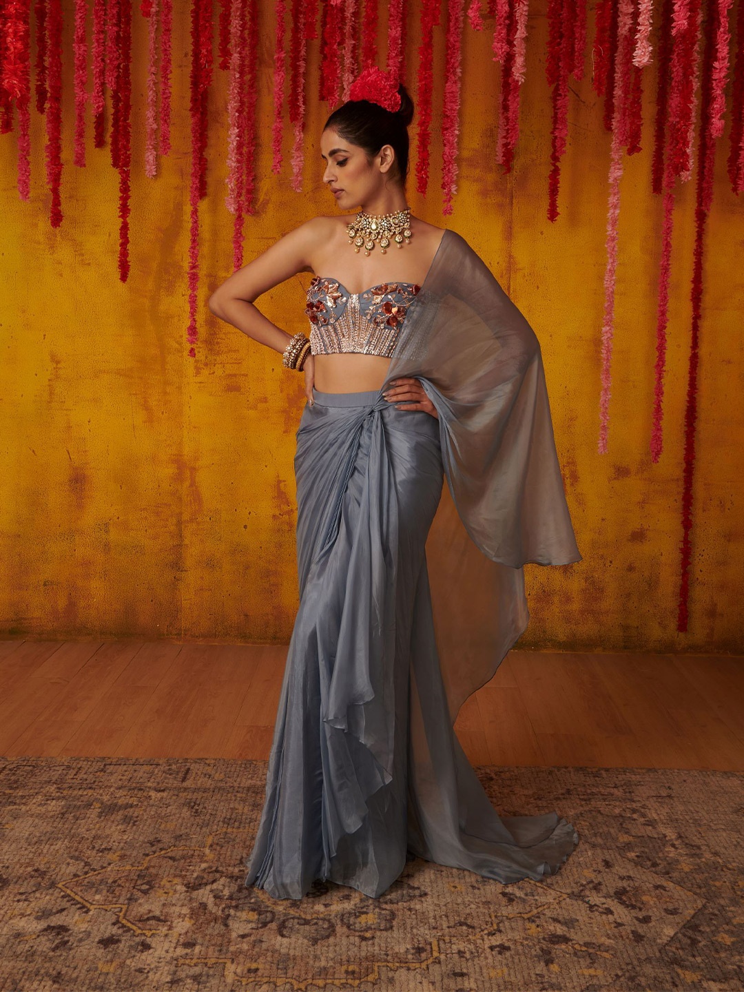 

Masumi Mewawalla Organza Ready to Wear Saree, Grey