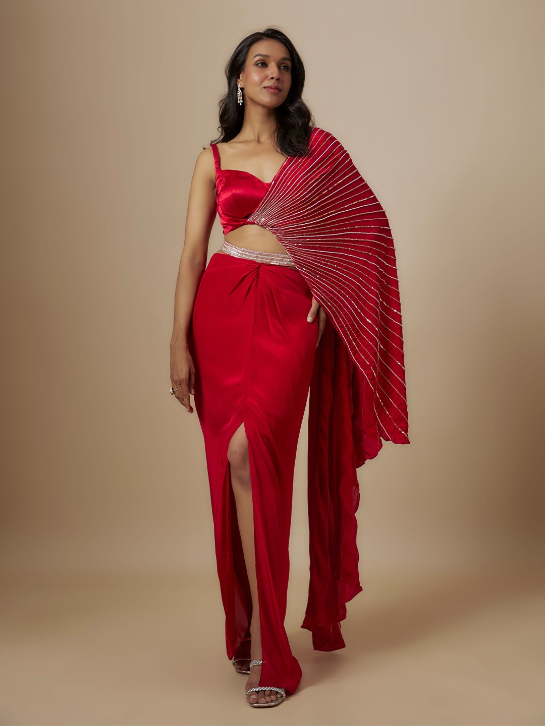 

Masumi Mewawalla Beads and Stones Tissue Saree, Red