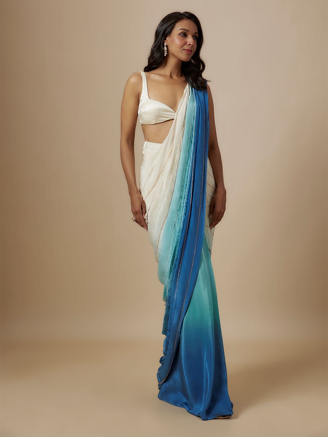 

Masumi Mewawalla Ombre Beads and Stones Pure Crepe Saree, Blue