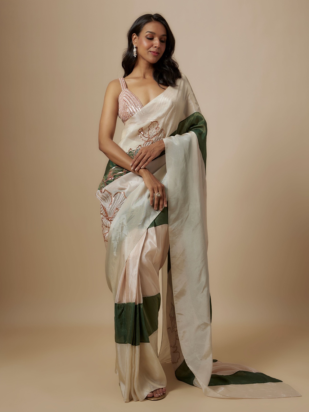 

Masumi Mewawalla Floral Sequinned Tissue Saree, Green