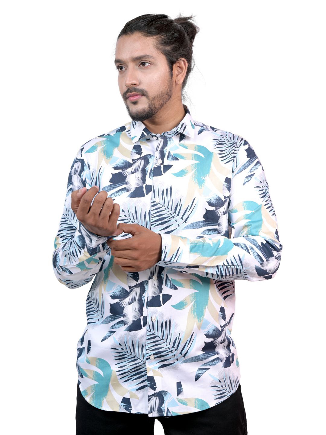 

WHITE HANGER Men Floral Printed Casual Regular Fit Shirt