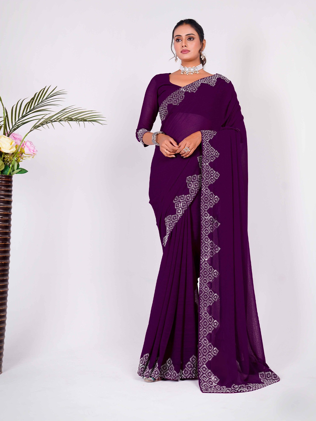 

Mitera Embellished Beads and Stones Saree, Purple