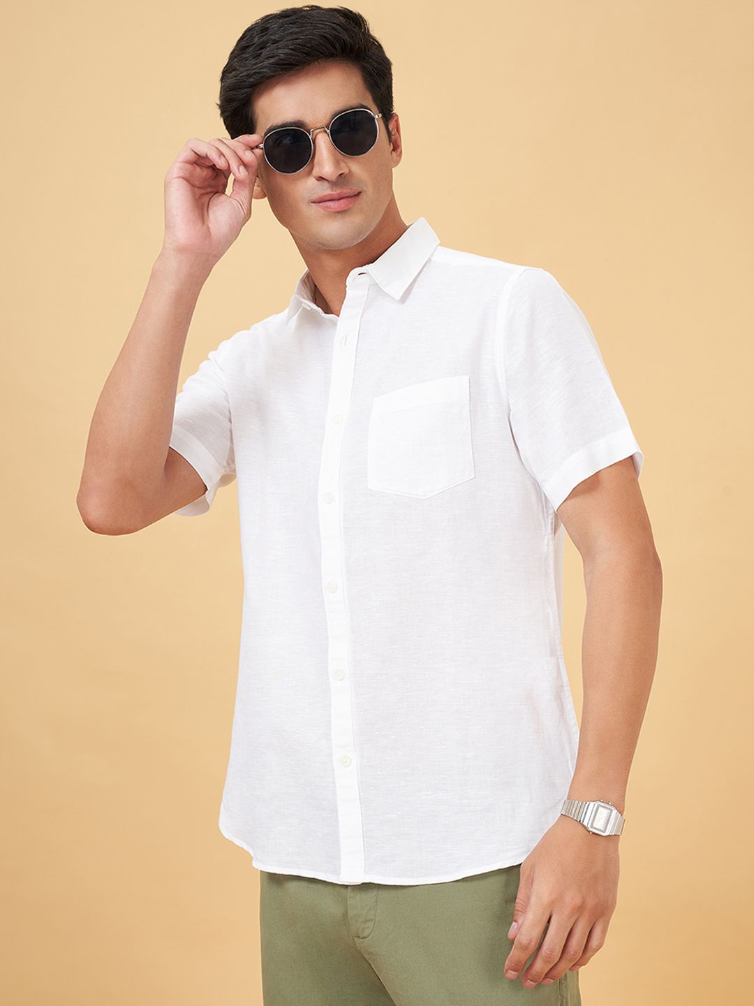 

BYFORD by Pantaloons Men Solid Opaque Casual Shirt, White