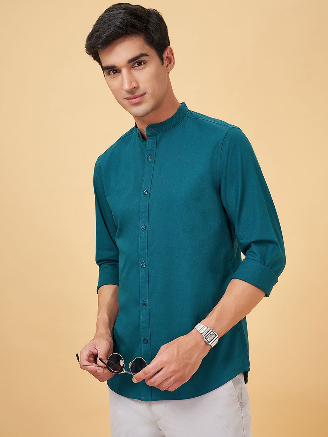 

BYFORD by Pantaloons Men Solid Slim Fit Opaque Casual Shirt, Teal