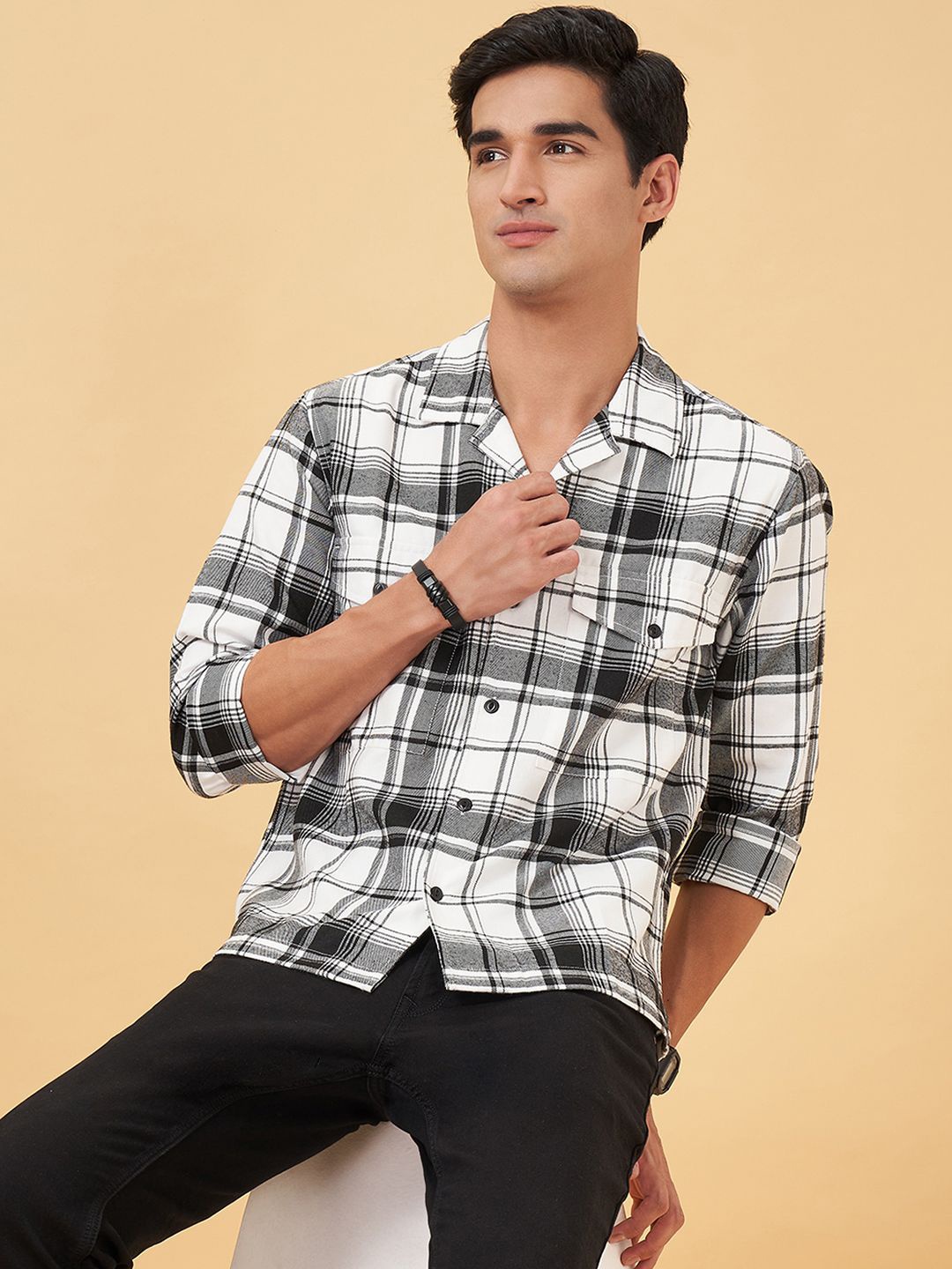 

Street 808 by Pantaloons Men Tartan Checks Opaque Checked Casual Shirt, Off white