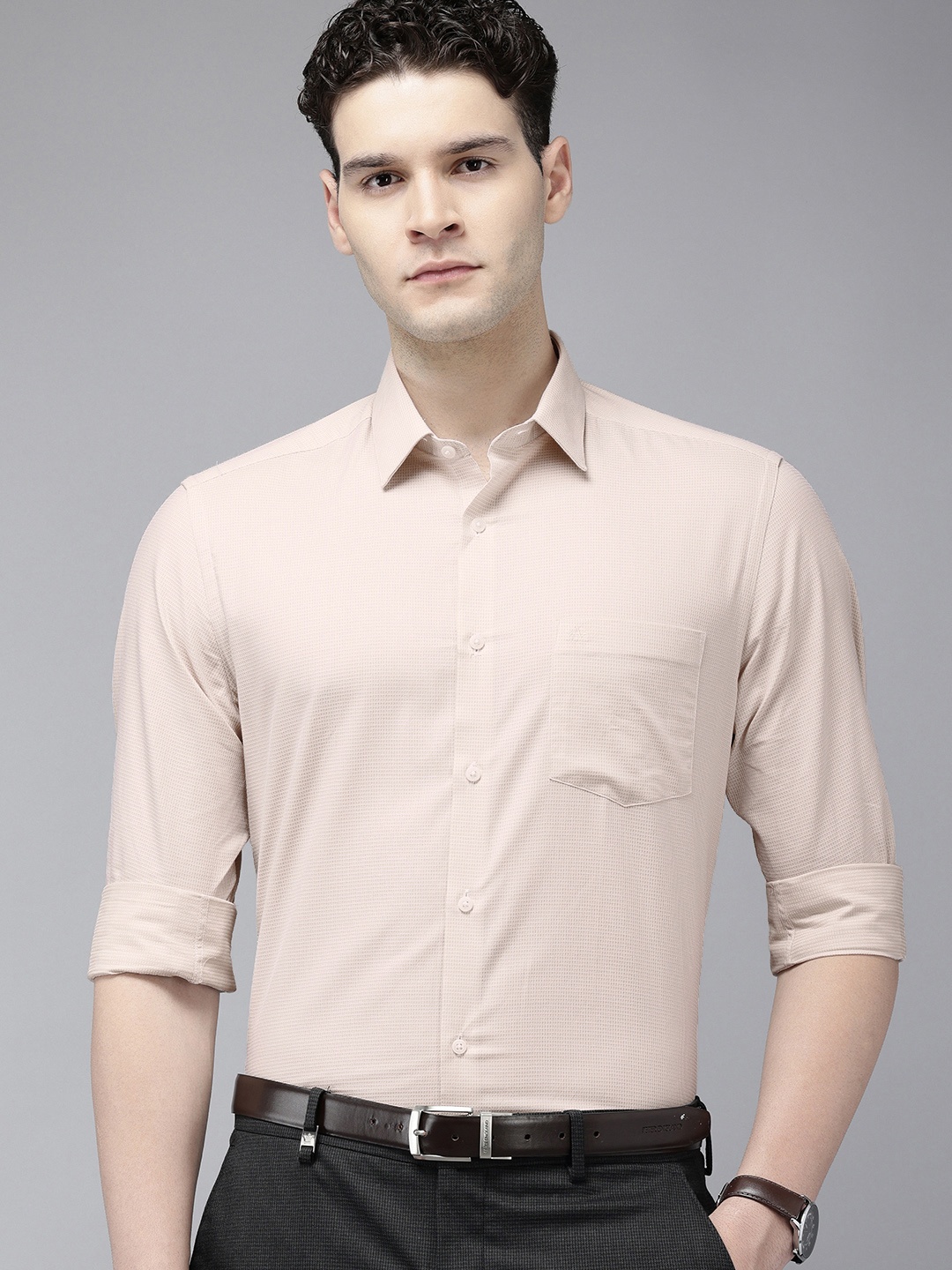 

Arrow Men Self Design Manhattan Slim Fit Opaque Pure Cotton Formal Shirt, Beige