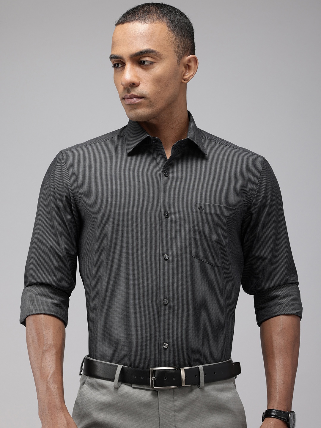 

Arrow Pure Cotton Self Striped Manhattan Slim Fit Opaque Formal Shirt, Charcoal