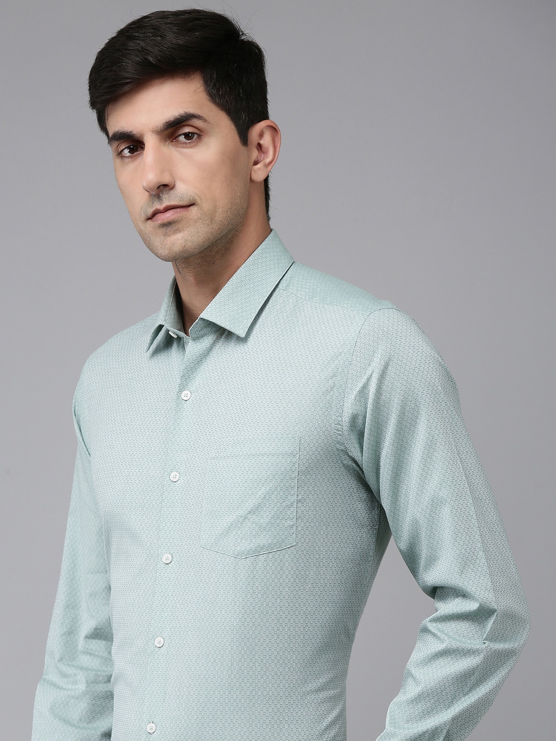 

Arrow Manhattan Slim Fit Geometric Self Design Pure Cotton Formal Shirt, Green