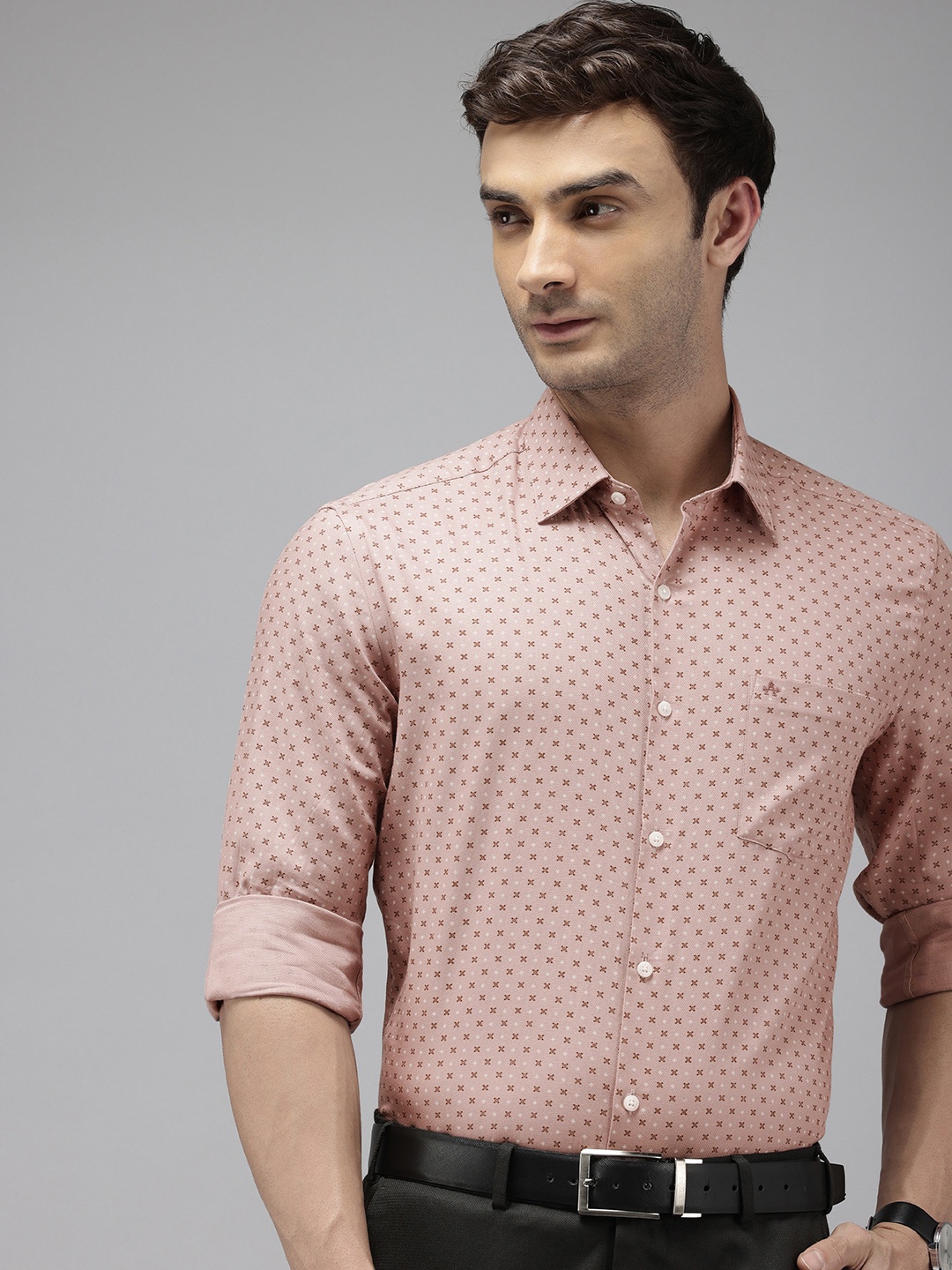 

Arrow Manhattan Ethnic Motifs Printed Slim Fit Opaque Pure Cotton Formal Shirt, Rose