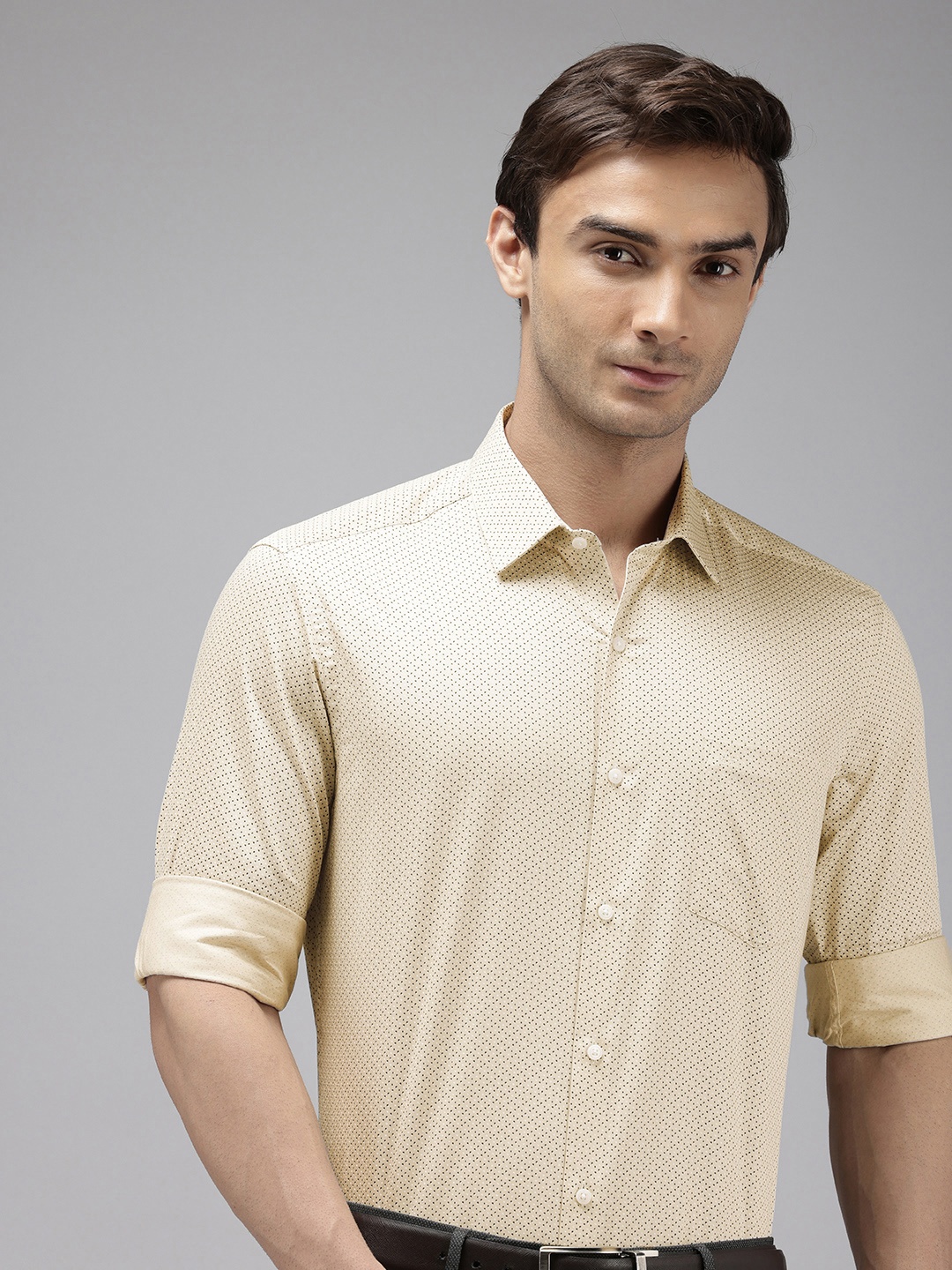 

Arrow Manhattan Slim Fit Opaque Printed Pure Cotton Formal Shirt, Beige