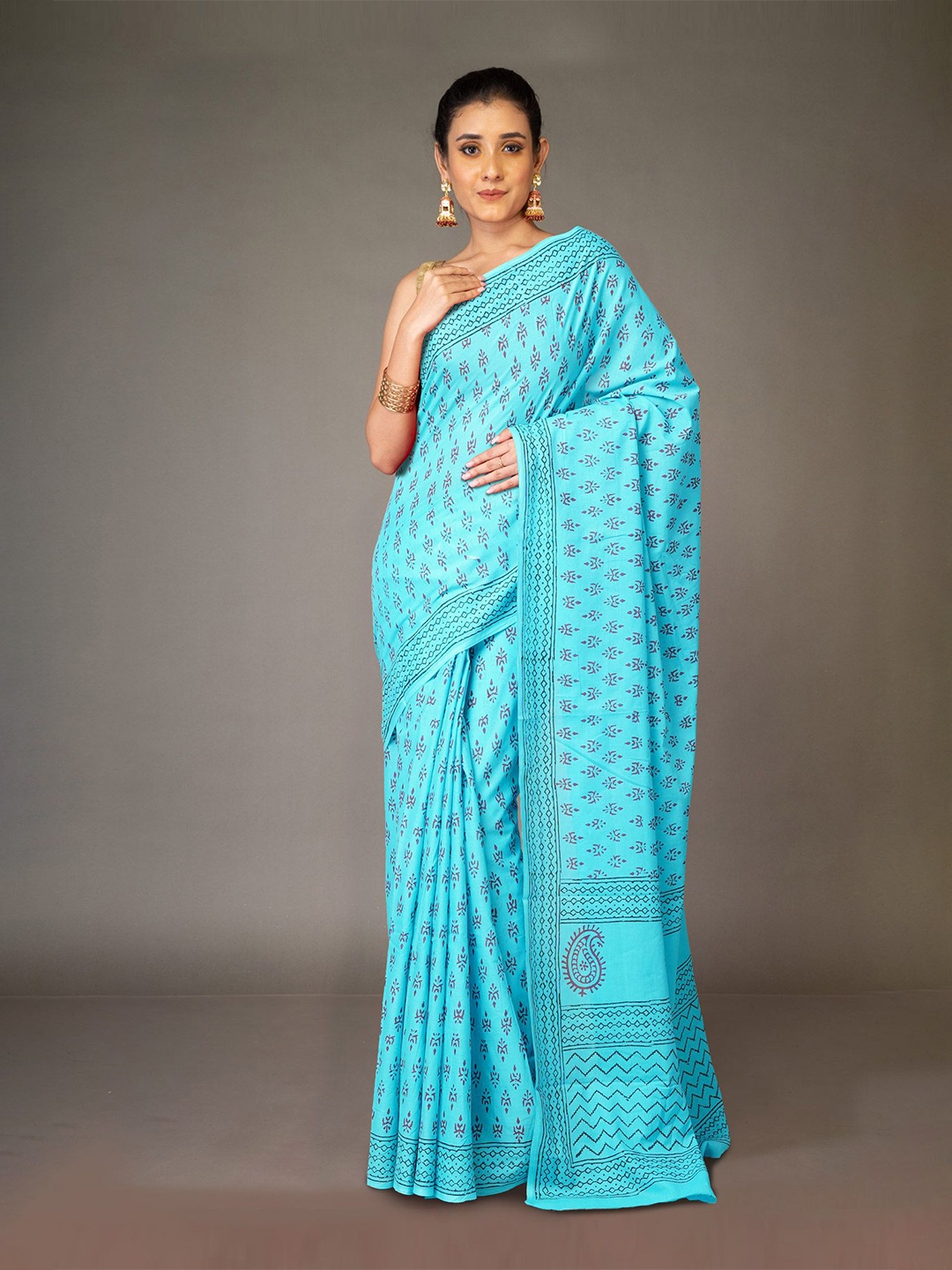 

Unnati Silks Ethnic Motifs Pure Cotton Handloom Block Print Saree, Blue