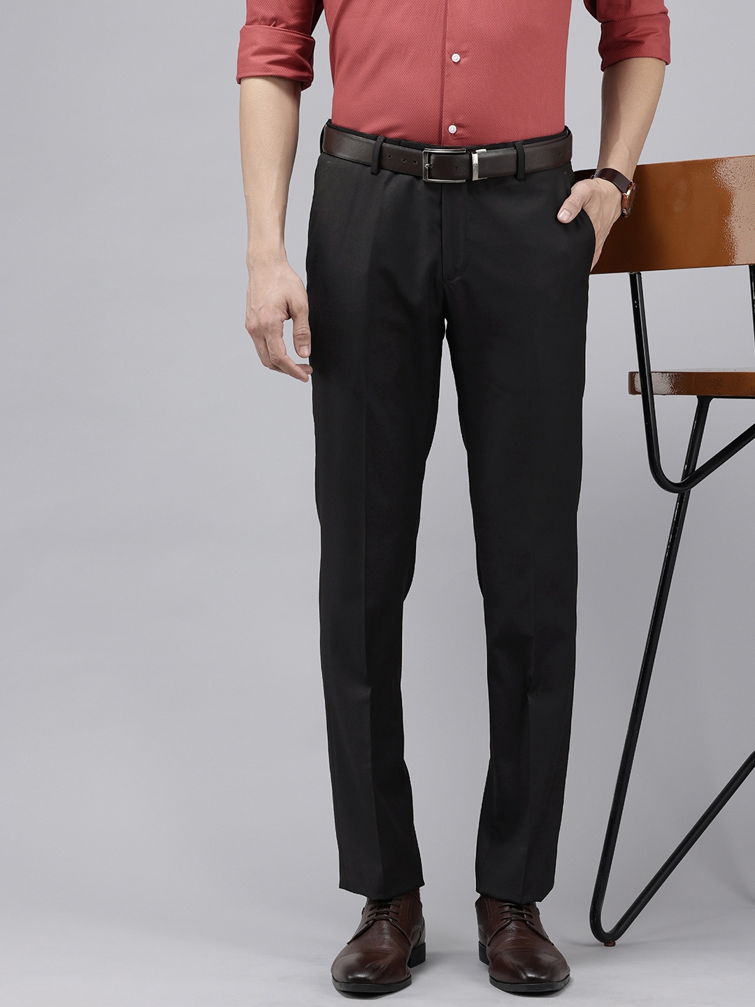 

Arrow Men Tailored Fit Formal Trousers, Black