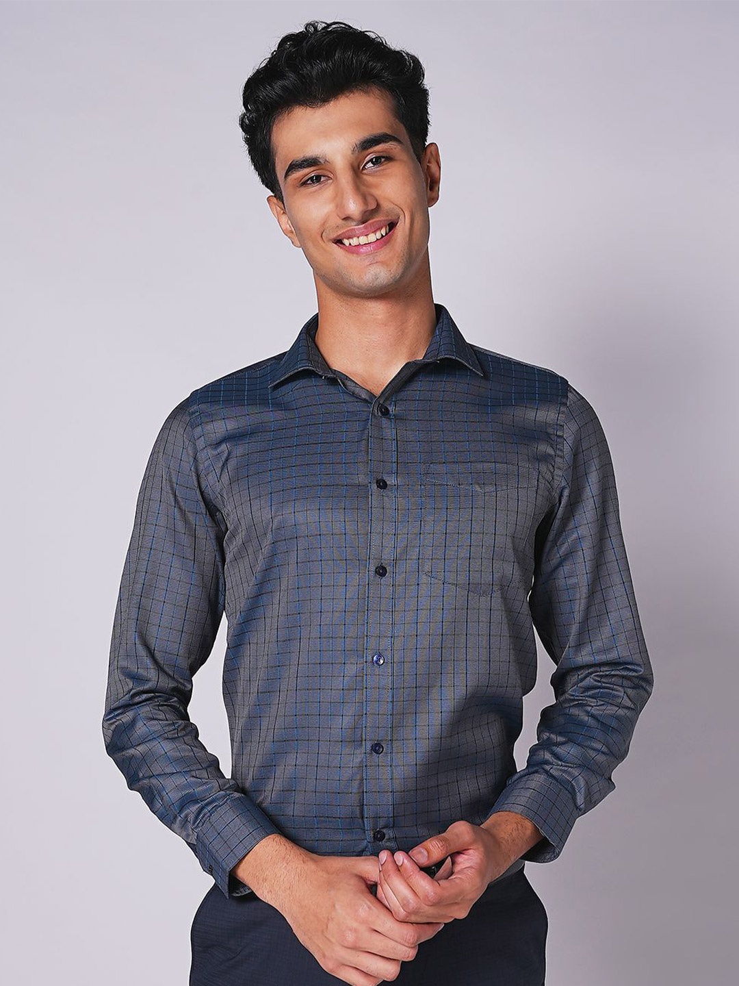 

INSPIRO Men Micro Checks Spread Collar Slim Fit Formal Shirt, Grey