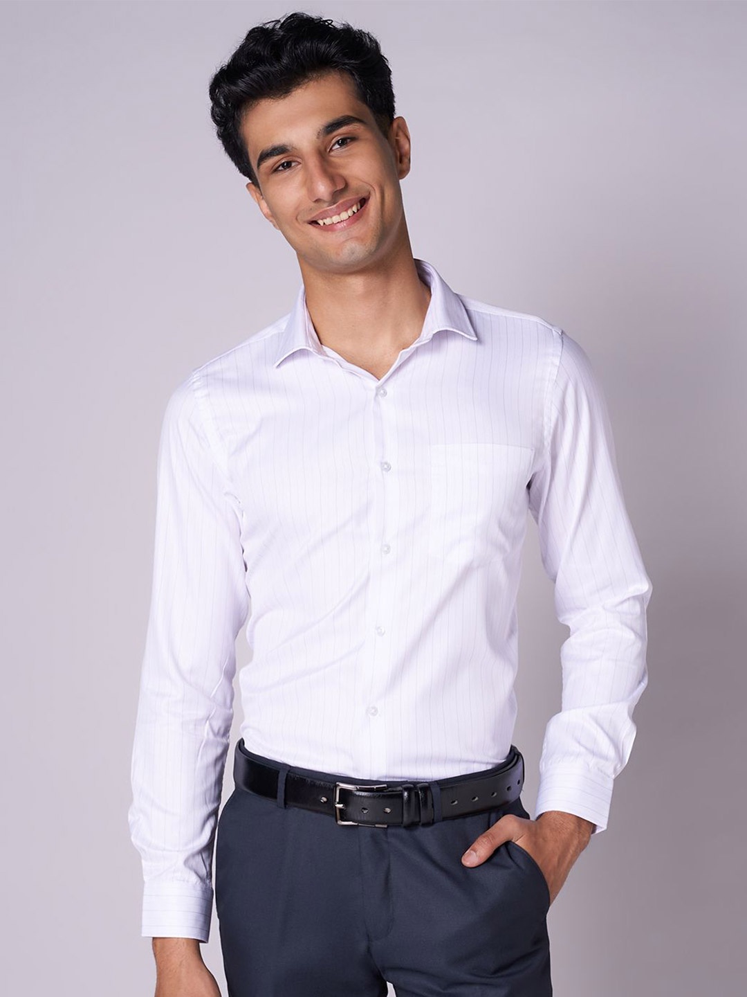 

INSPIRO Men Spread Collar Striped Slim Fit Formal Shirt, White