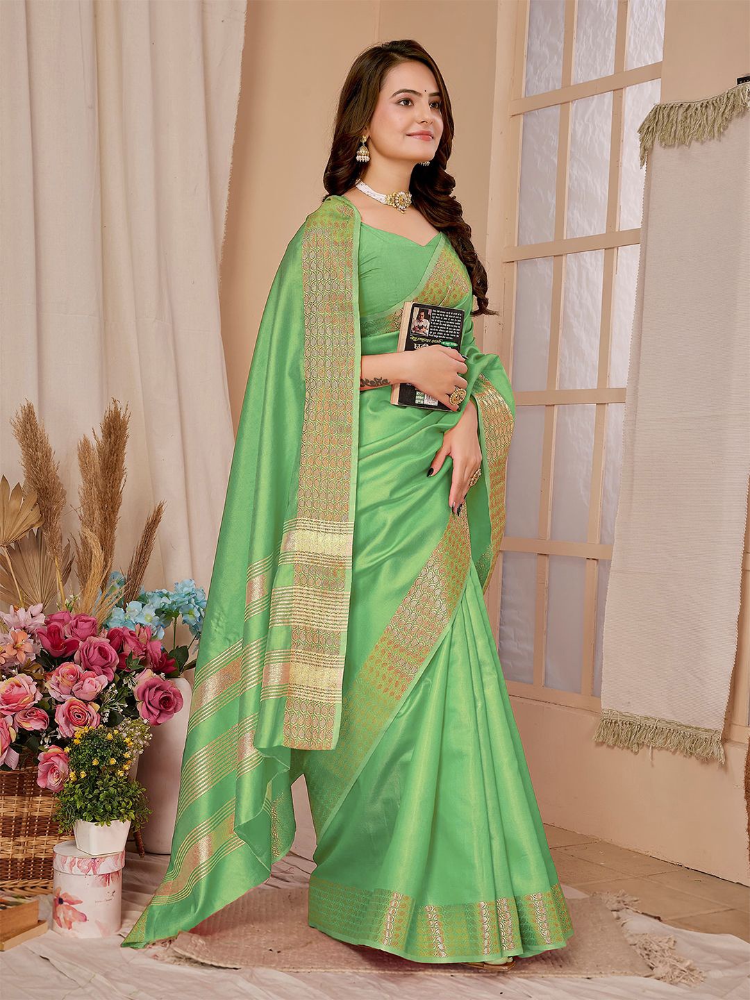 

MANMOHITSAREE Zari Chanderi Saree, Green