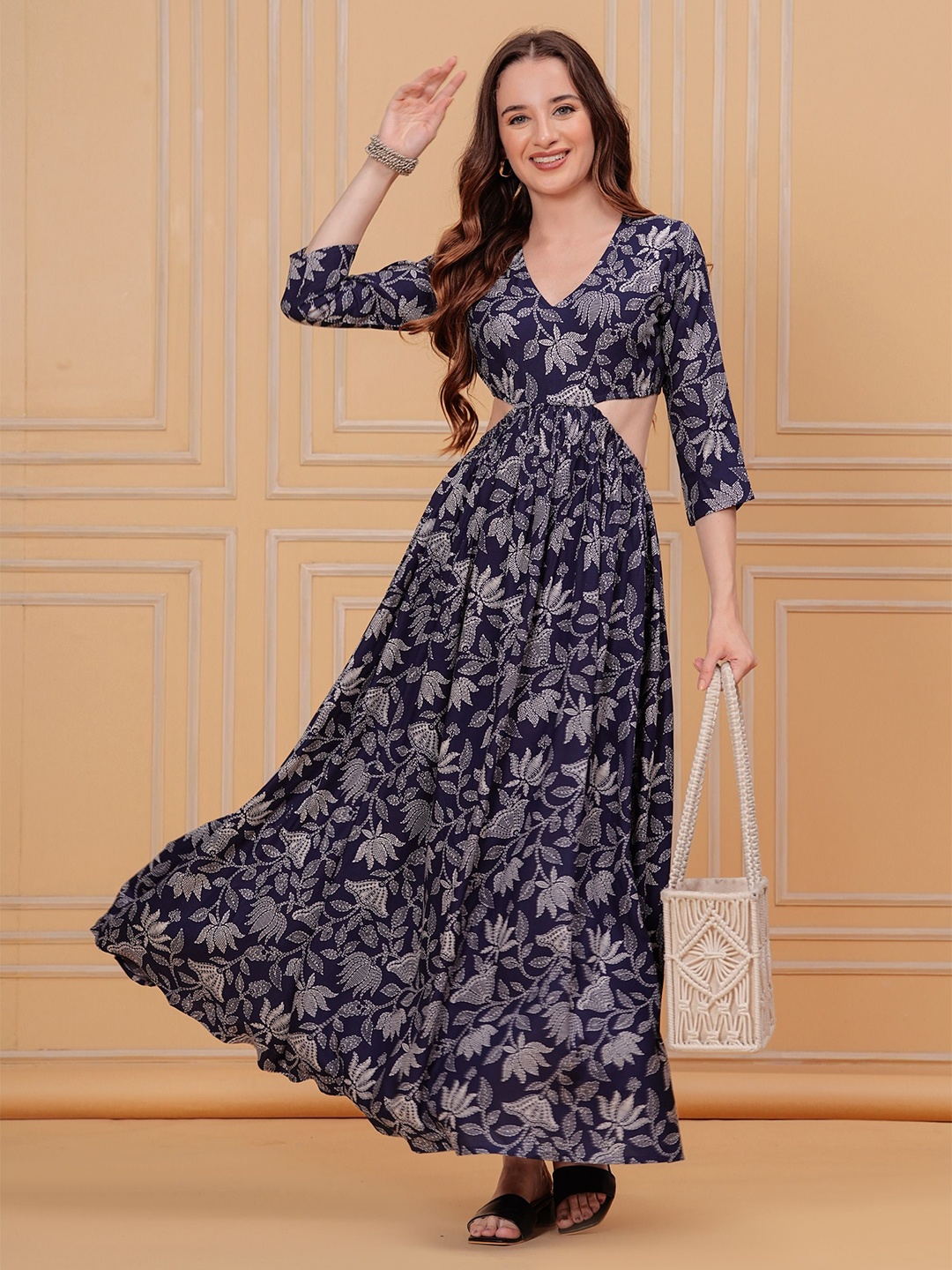 

DRESSAR Floral Print Cut outs Maxi Dress, Blue