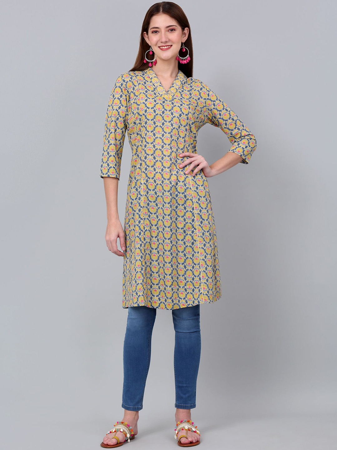 

Cantabil Floral Printed V-Neck Cotton Straight Kurta, Mustard