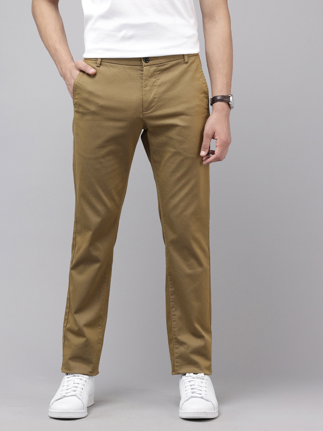 

Arrow Sport Men Micro Ditsy Printed Original Slim Fit Low-Rise Trousers, Olive