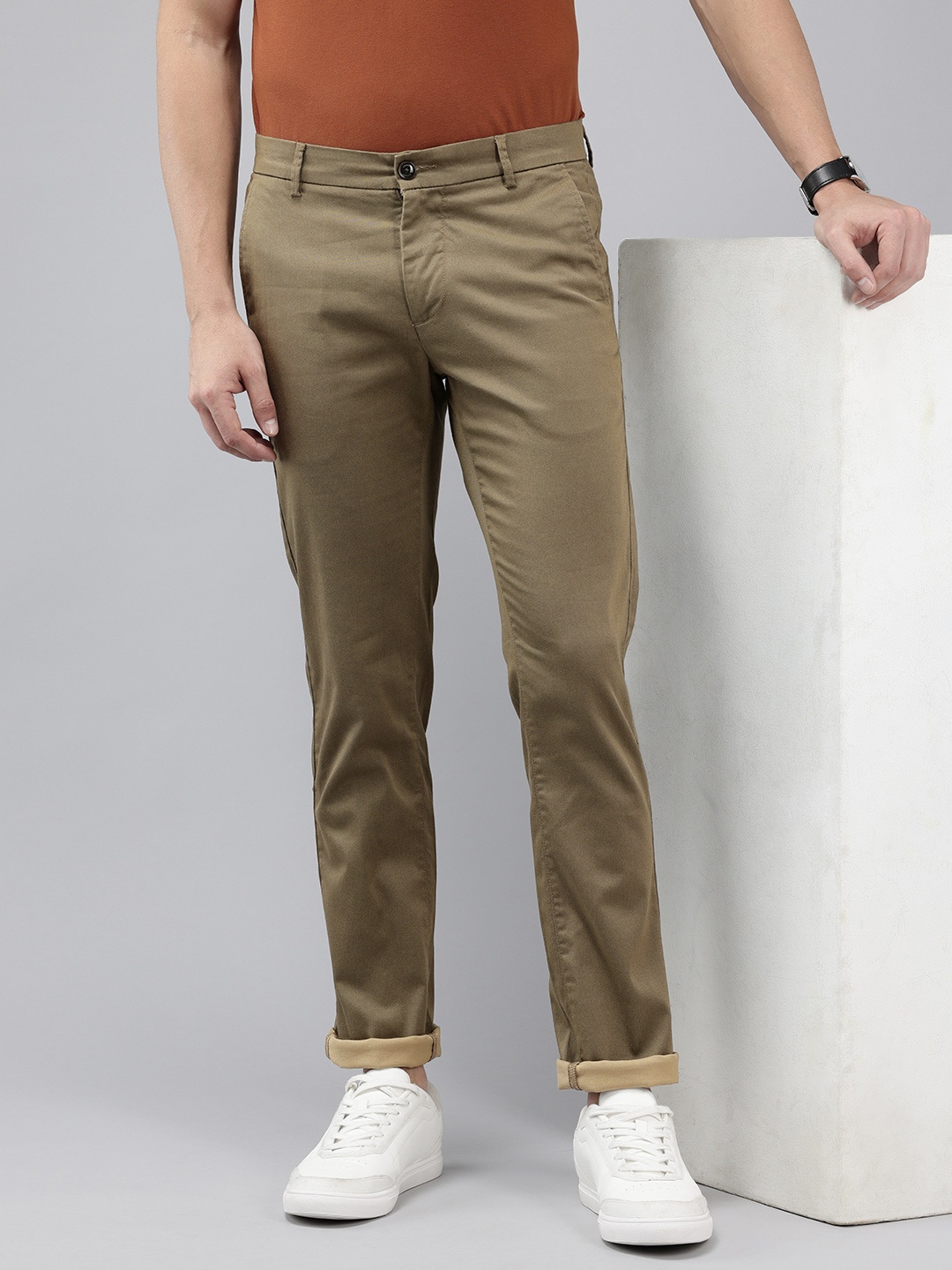 

Arrow Sport Men Micro Or Ditsy Printed Bronson Slim Fit Low-Rise Trousers, Khaki